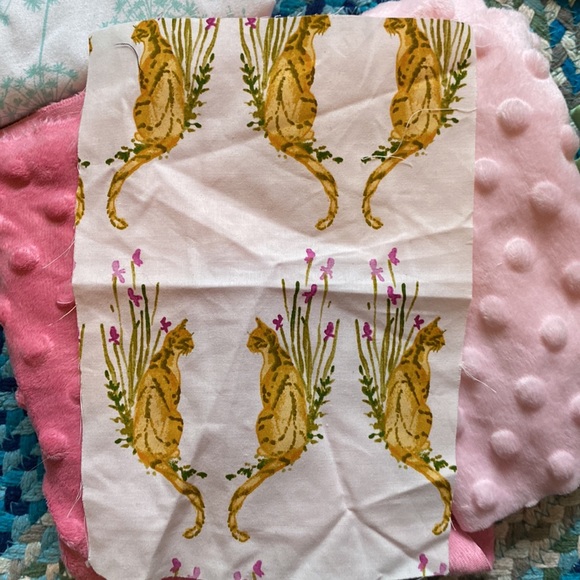 Girl Quilt fabric yardage Bundle includes pink soft minky fabric & floral flower - Picture 7 of 8